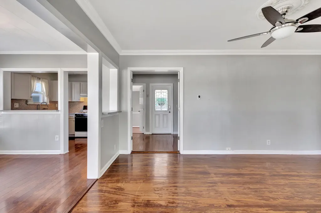 736 Rockland Drive West Palm Beach FL 33405
