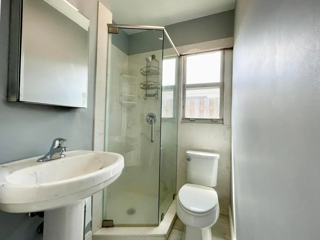 736 Rockland Drive West Palm Beach FL 33405