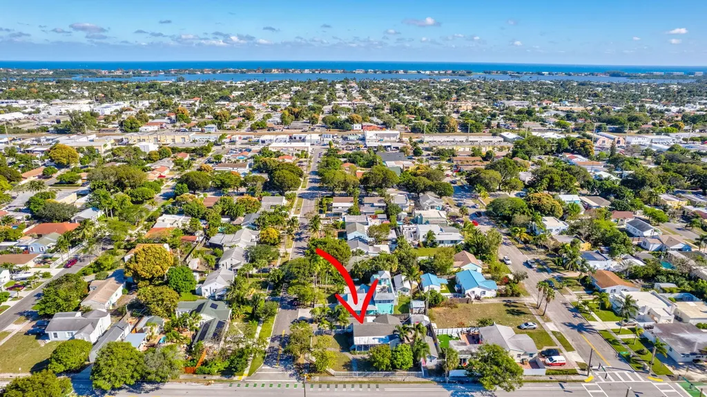 736 Rockland Drive West Palm Beach FL 33405