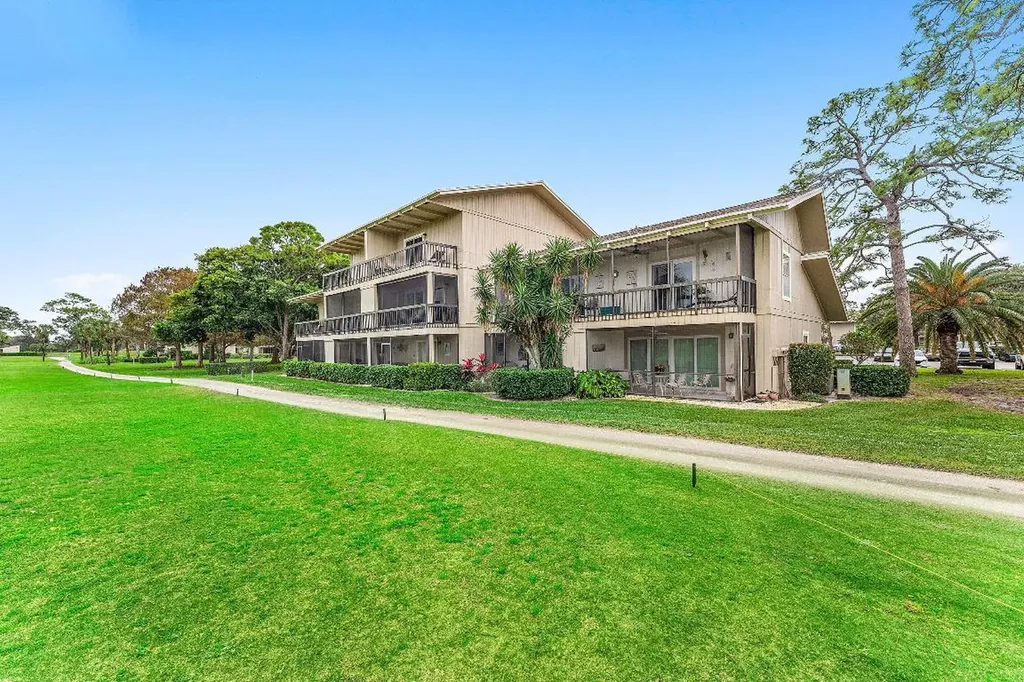 9179 SE Riverfront Terrace Jupiter FL 33469