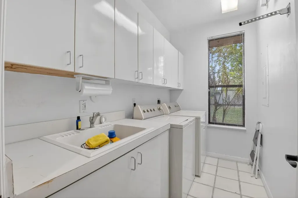 2629 NW 64th Place Boca Raton FL 33496