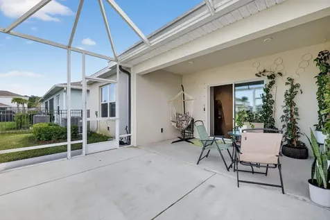 806 Persimmon Place Fort Pierce FL 34981