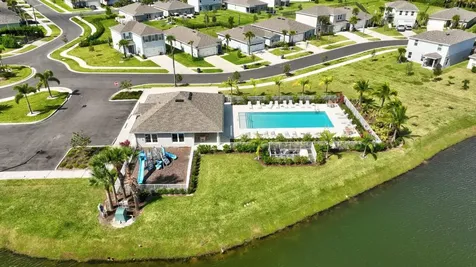 806 Persimmon Place Fort Pierce FL 34981