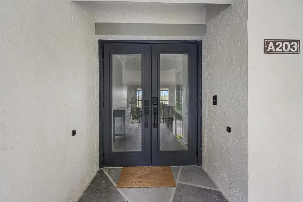 11223 Pond View Drive Wellington FL 33414