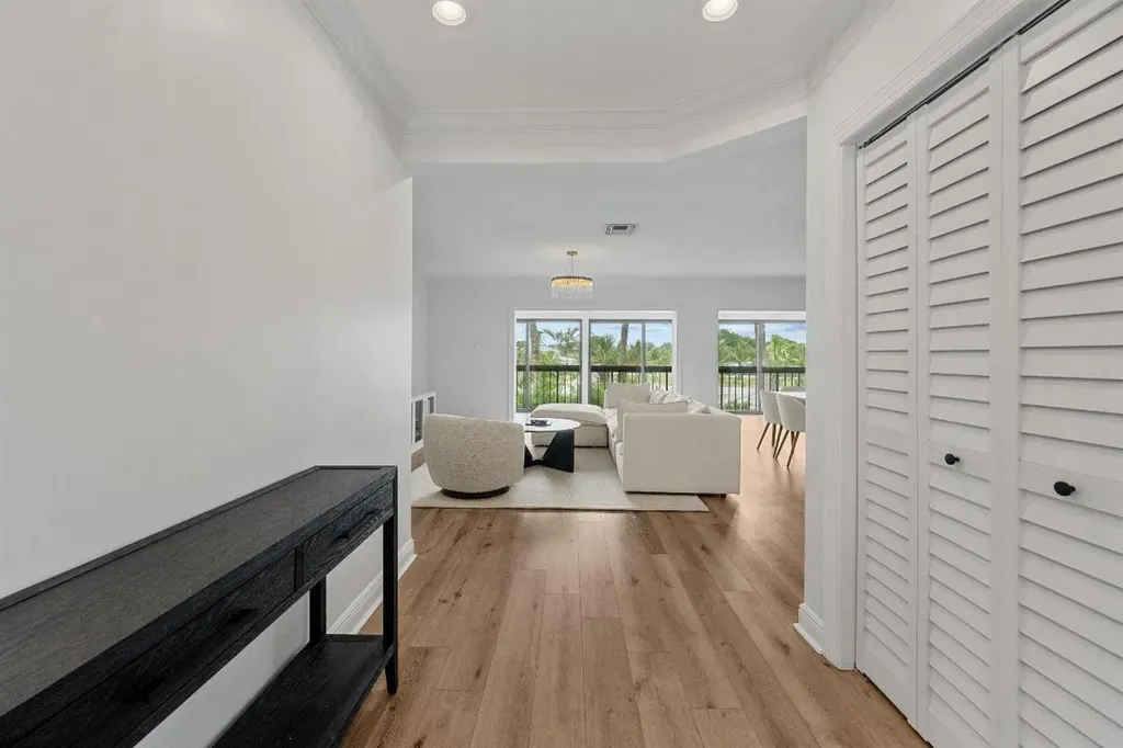 11223 Pond View Drive Wellington FL 33414