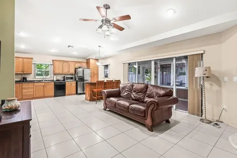 1501 N Palmway Lake Worth Beach FL 33460