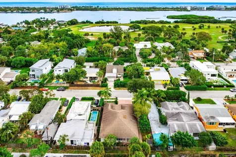 1501 N Palmway Lake Worth Beach FL 33460