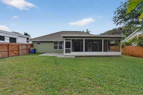 9275 SE Mercury Street Hobe Sound FL 33455