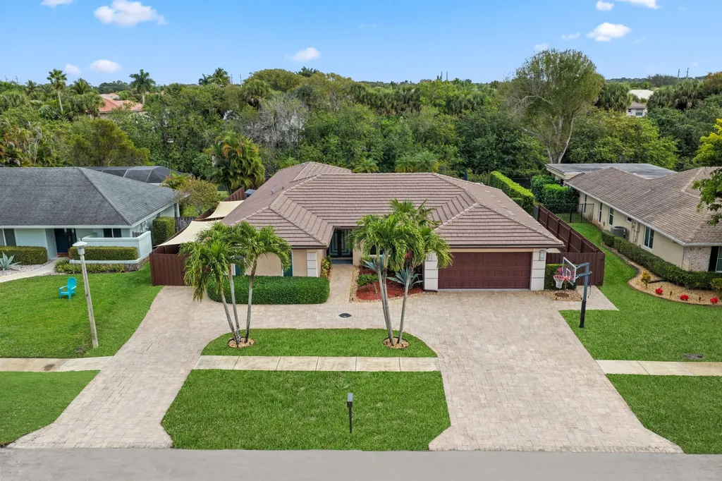 20984 Shady Vista Lane Boca Raton FL 33428