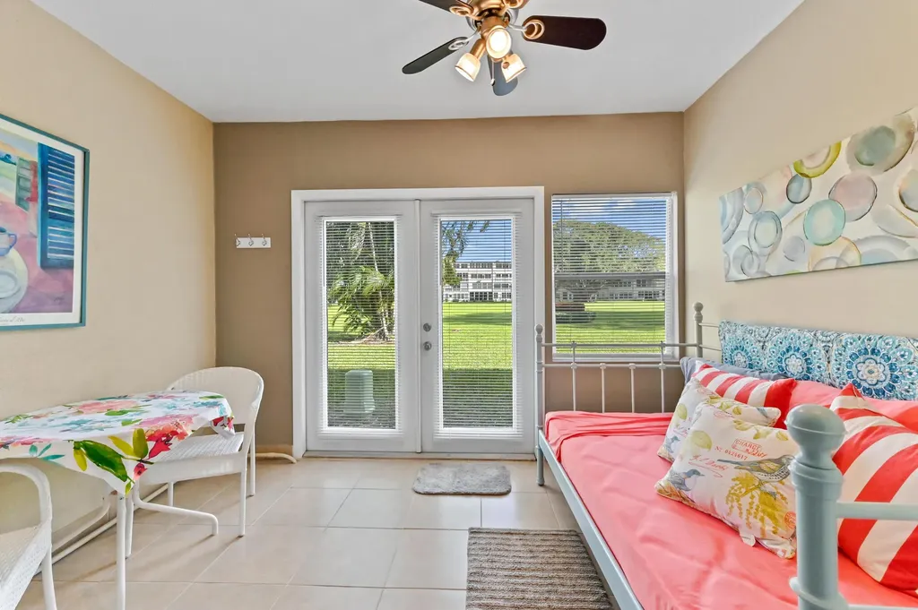 196 Grantham F Deerfield Beach FL 33442