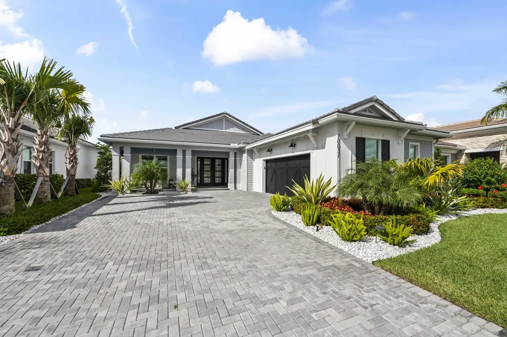 10031 Timber Creek Way Palm Beach Gardens FL 33412