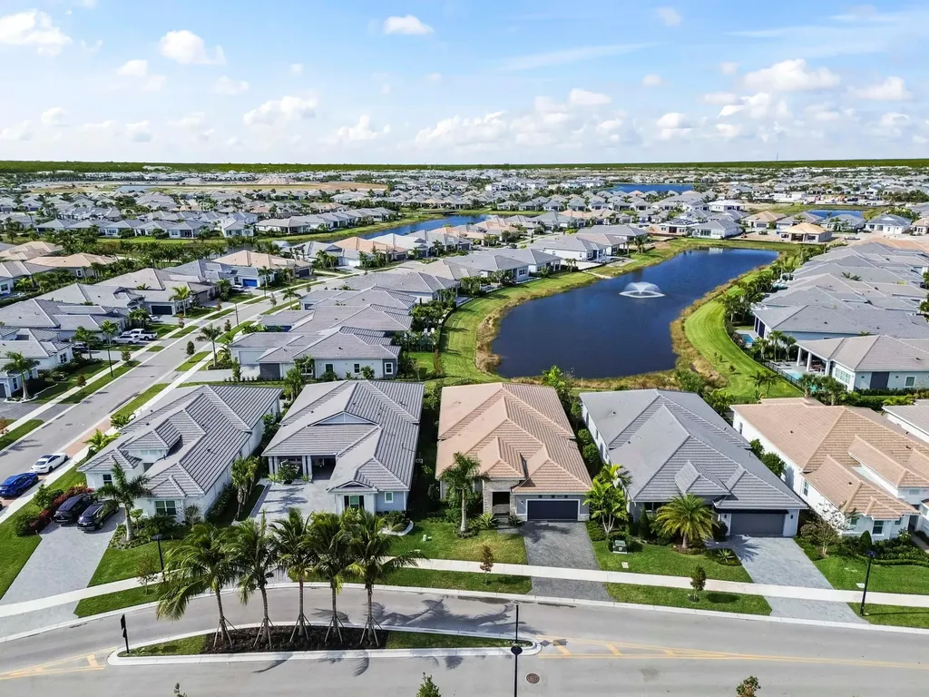 10031 Timber Creek Way Palm Beach Gardens FL 33412