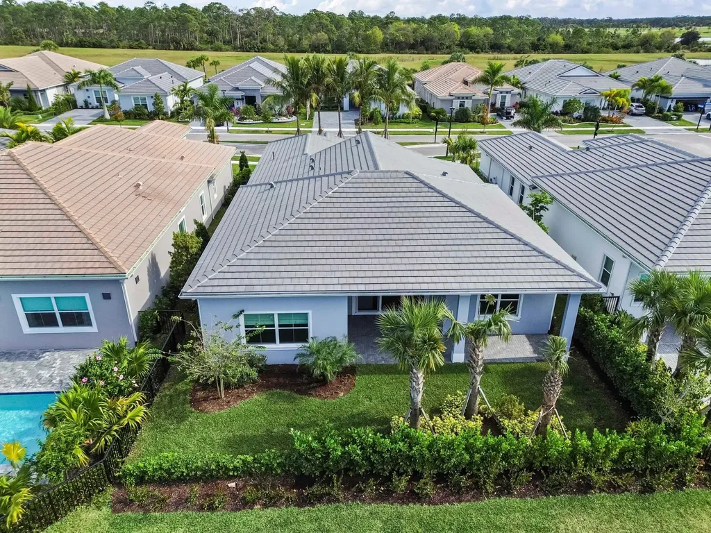10031 Timber Creek Way Palm Beach Gardens FL 33412