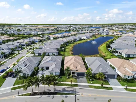 10031 Timber Creek Way Palm Beach Gardens FL 33412
