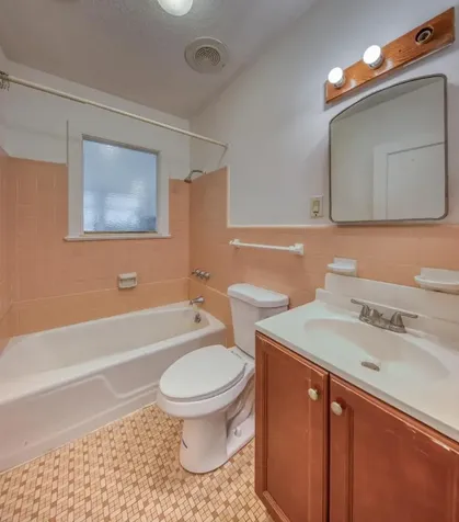 1126 N J Street Lake Worth Beach FL 33460