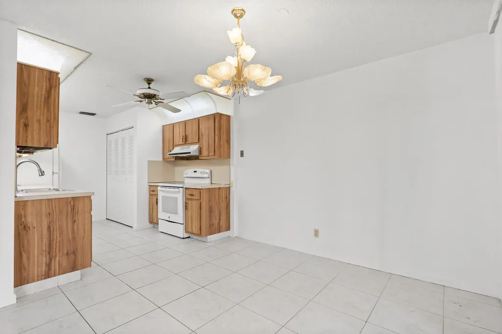 3438 Theo Way West Palm Beach FL 33417
