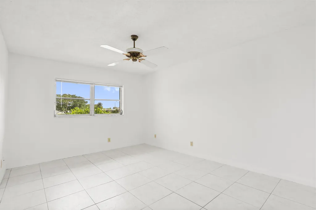 3438 Theo Way West Palm Beach FL 33417