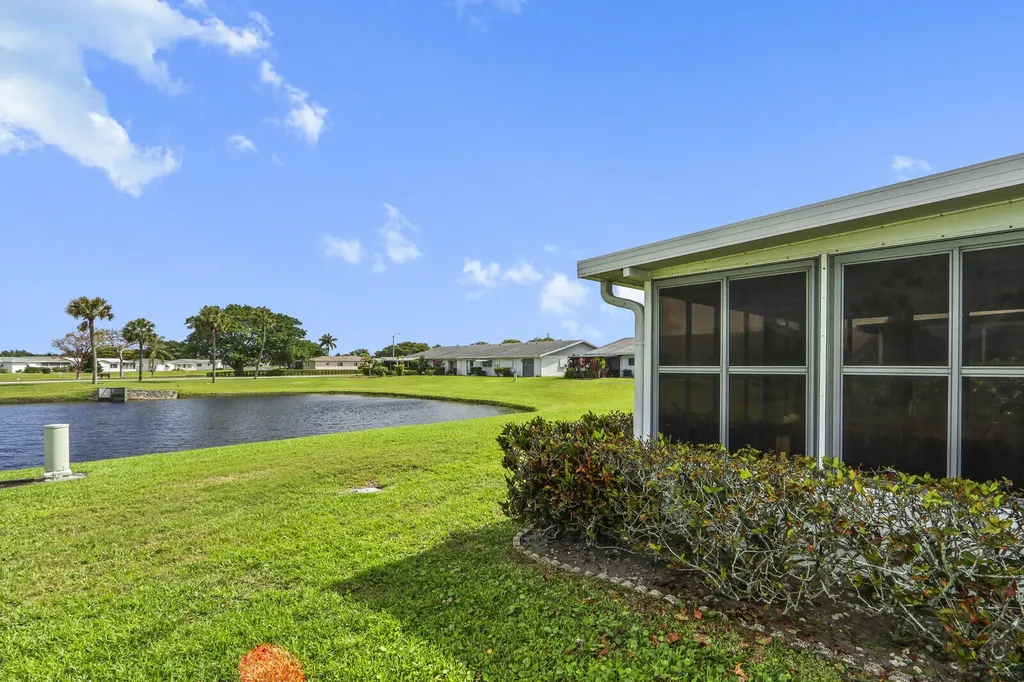 3438 Theo Way West Palm Beach FL 33417