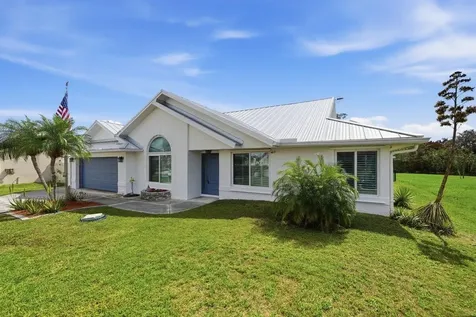 2812 SE Pace Drive Port St Lucie FL 34984