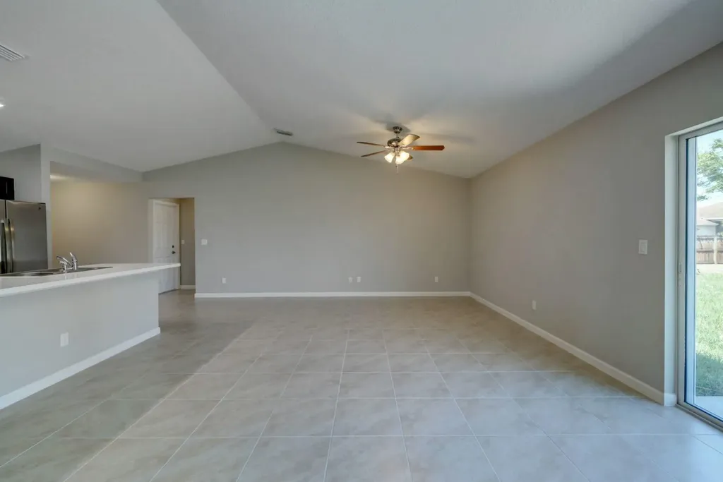 381 SW Todd Avenue Port St Lucie FL 34983
