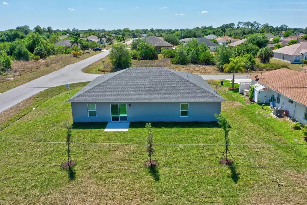 381 SW Todd Avenue Port St Lucie FL 34983