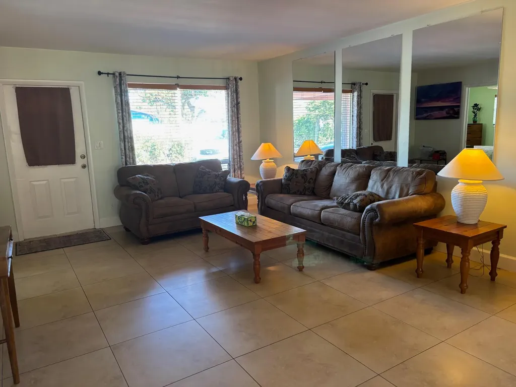 5045 NE 15th Avenue Fort Lauderdale FL 33334
