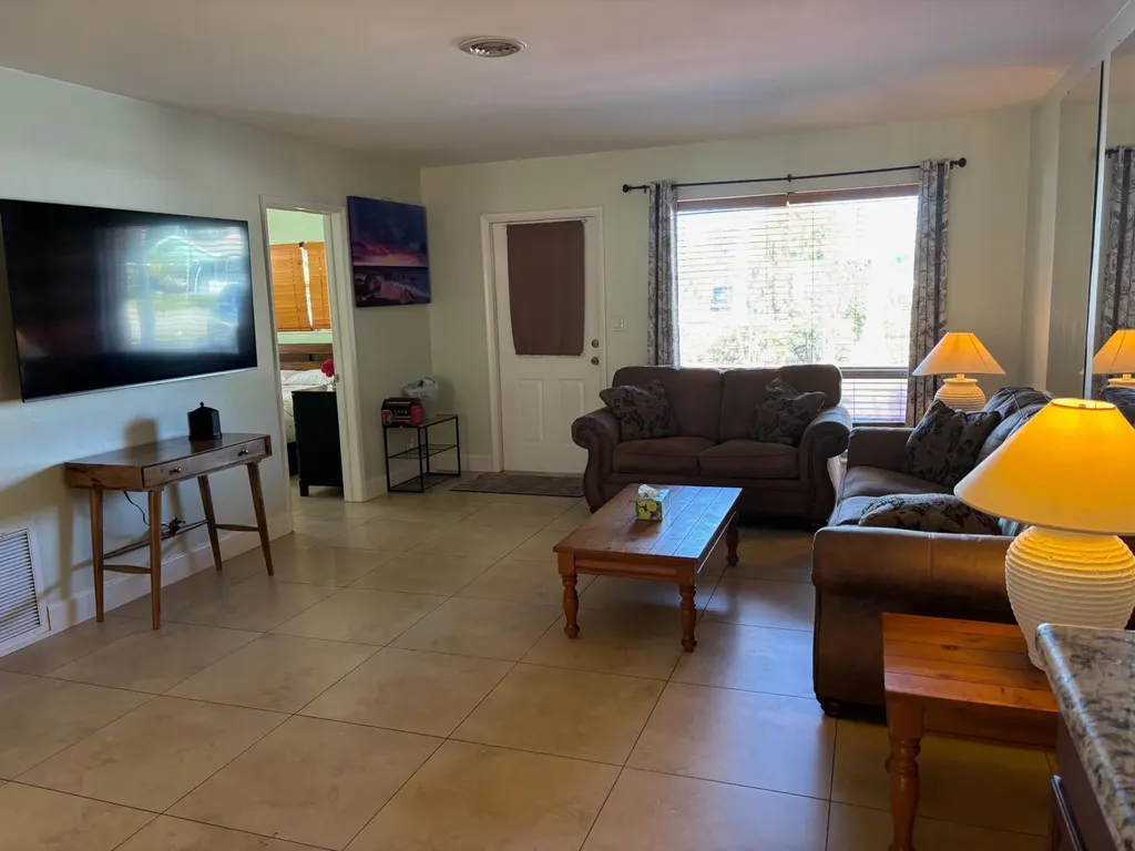 5045 NE 15th Avenue Fort Lauderdale FL 33334