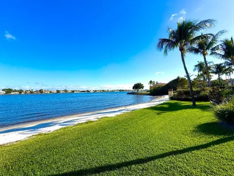 133 Las Brisas Circle Hypoluxo FL 33462