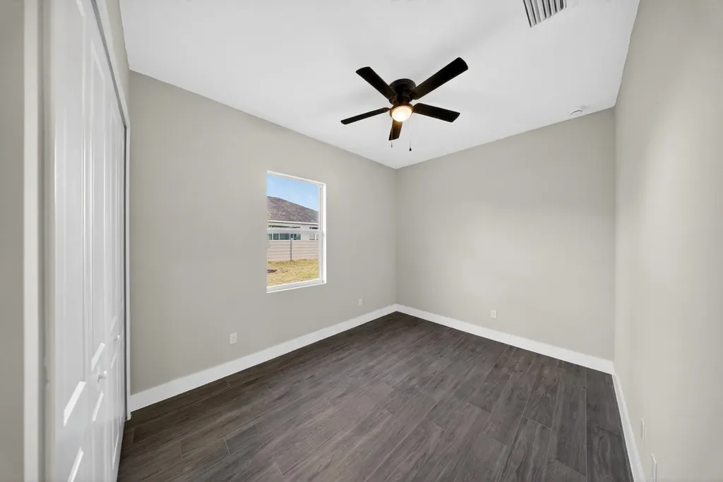 5761 NW Cone Street Port St Lucie FL 34986
