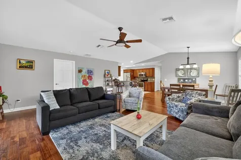 16 Danzar Fort Pierce FL 34951