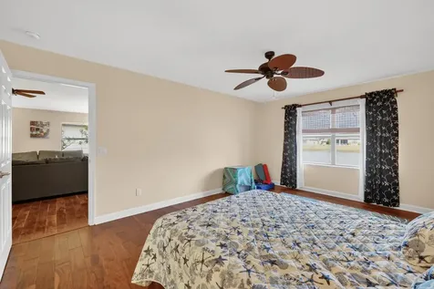 16 Danzar Fort Pierce FL 34951