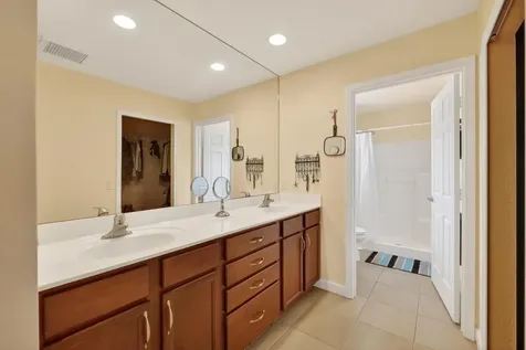 16 Danzar Fort Pierce FL 34951