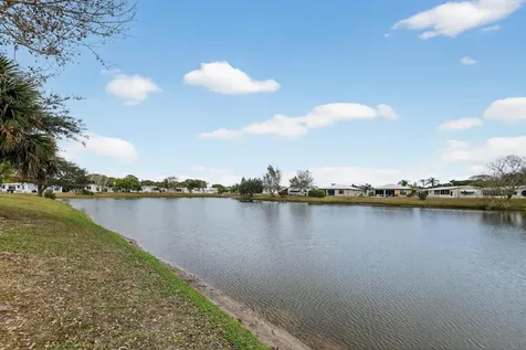 16 Danzar Fort Pierce FL 34951
