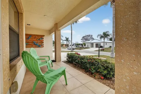 16 Danzar Fort Pierce FL 34951