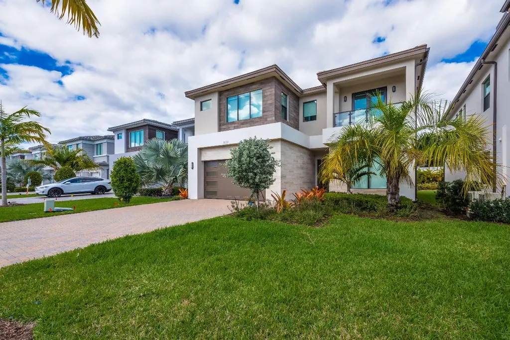8131 Laurel Falls Drive Boca Raton FL 33496