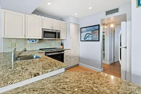 1605 S Us Highway 1 Jupiter FL 33477