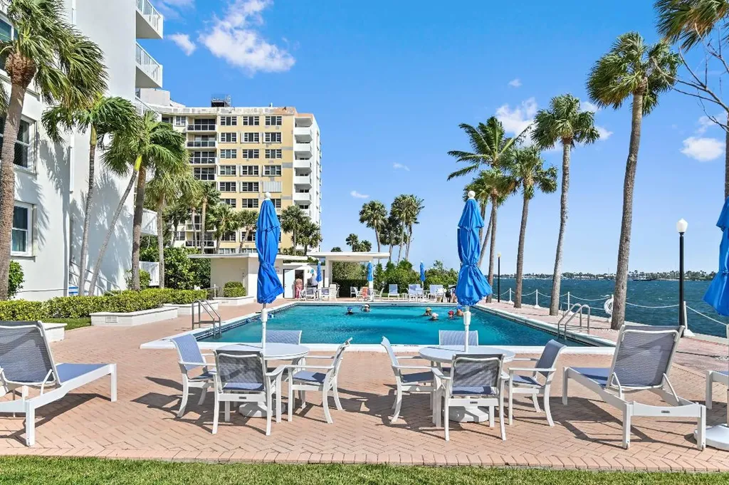 2600 N Flagler Drive West Palm Beach FL 33407
