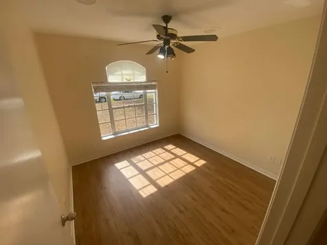 5481 NW Commodore Terrace Port St Lucie FL 34983