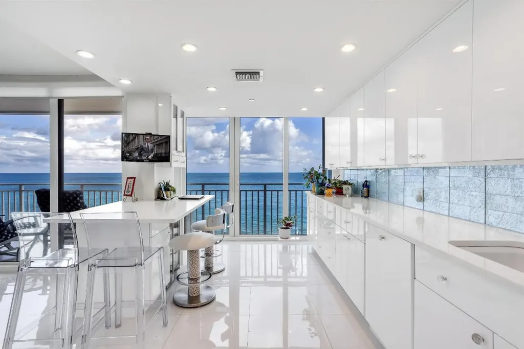 2600 S Ocean Boulevard Boca Raton FL 33432