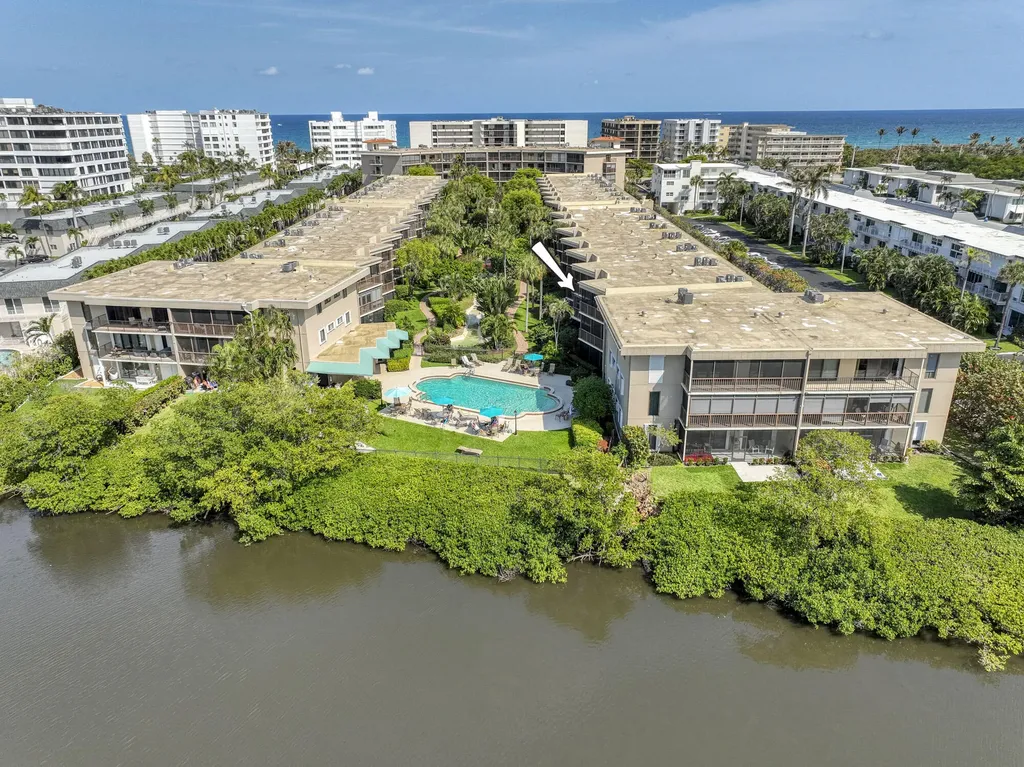 3605 S Ocean Boulevard South Palm Beach FL 33480
