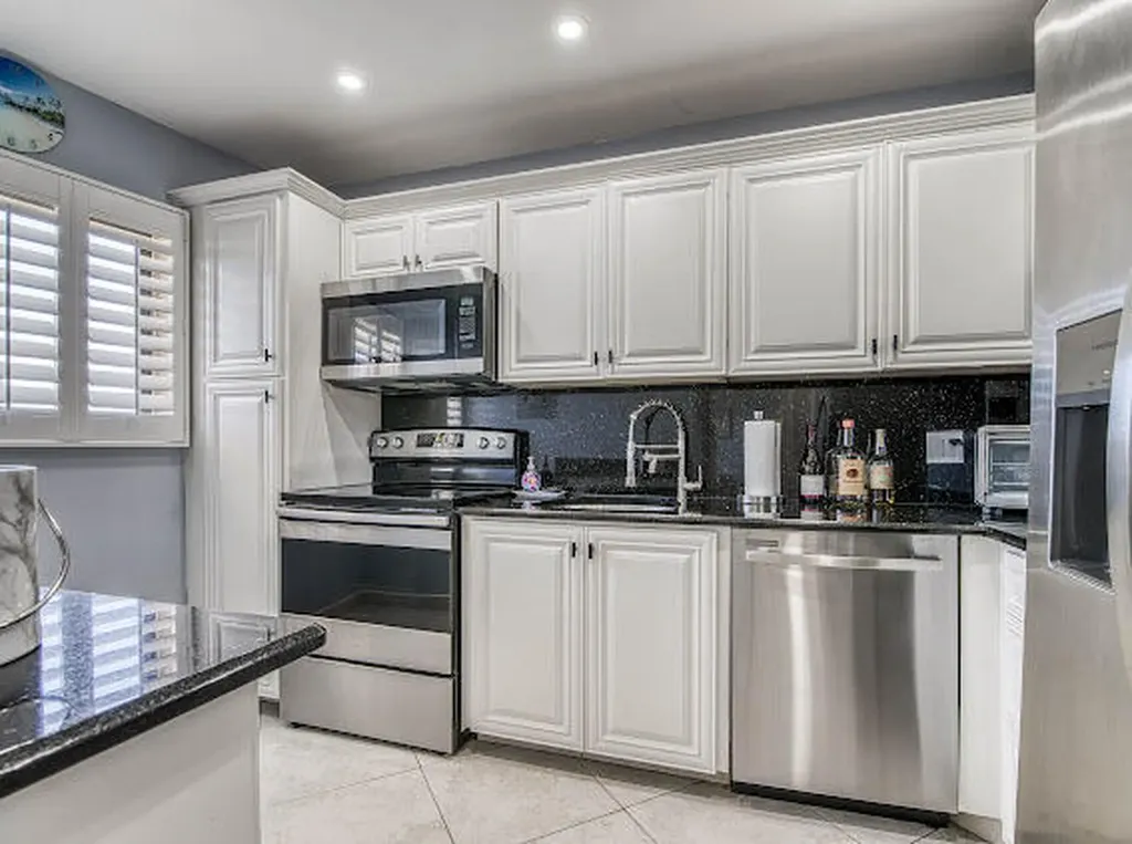 3605 S Ocean Boulevard South Palm Beach FL 33480