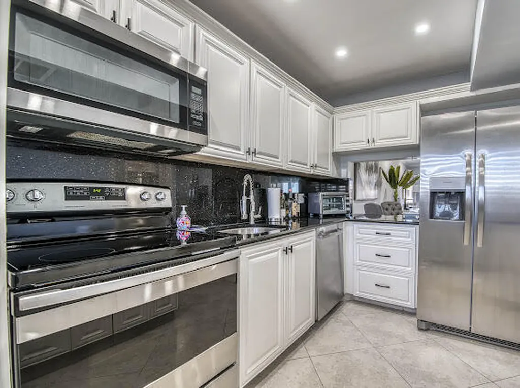 3605 S Ocean Boulevard South Palm Beach FL 33480