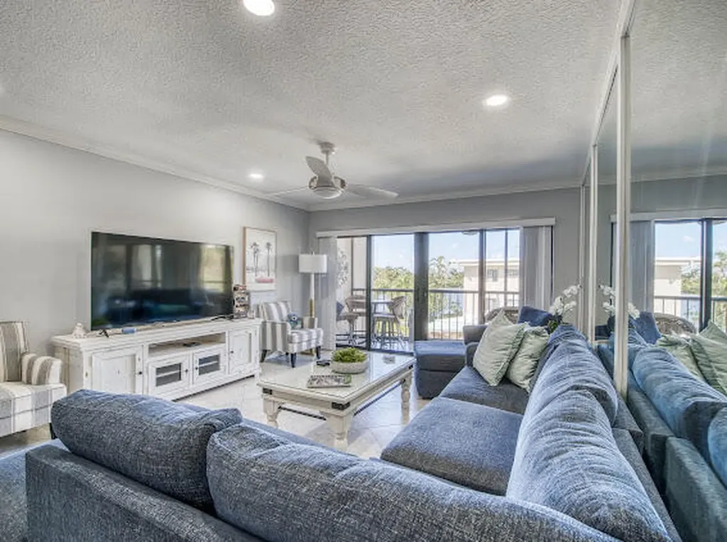 3605 S Ocean Boulevard South Palm Beach FL 33480