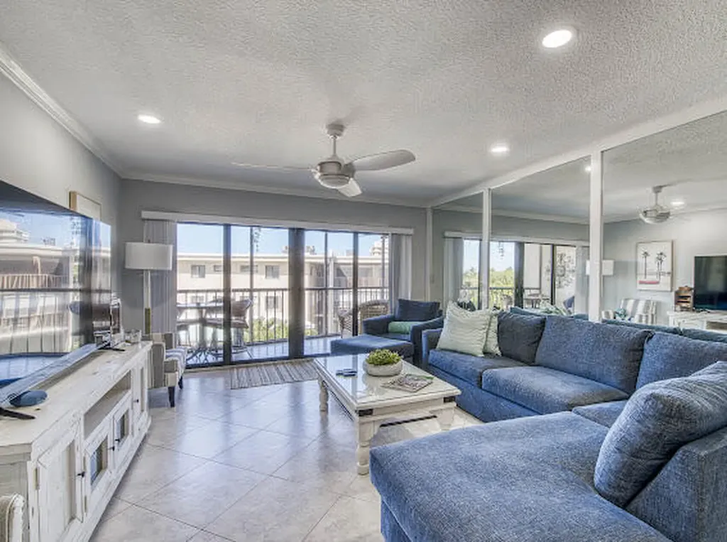 3605 S Ocean Boulevard South Palm Beach FL 33480