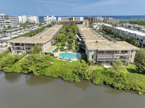 3605 S Ocean Boulevard South Palm Beach FL 33480
