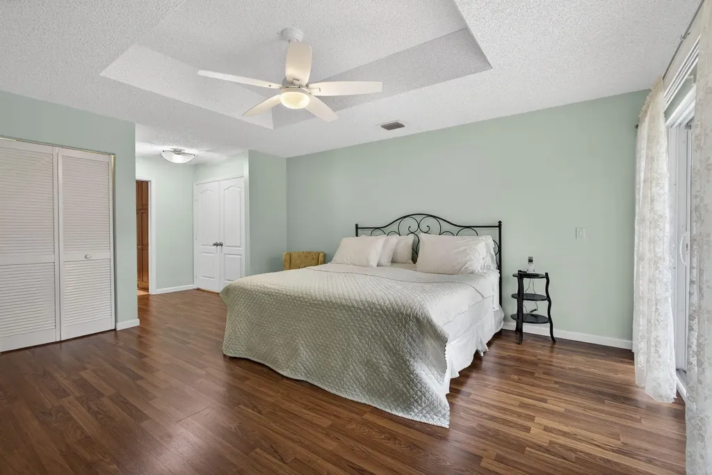 152 Eagleton Court Palm Beach Gardens FL 33418