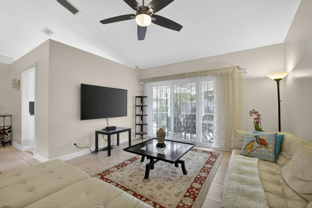 152 Eagleton Court Palm Beach Gardens FL 33418