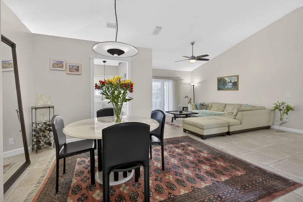 152 Eagleton Court Palm Beach Gardens FL 33418