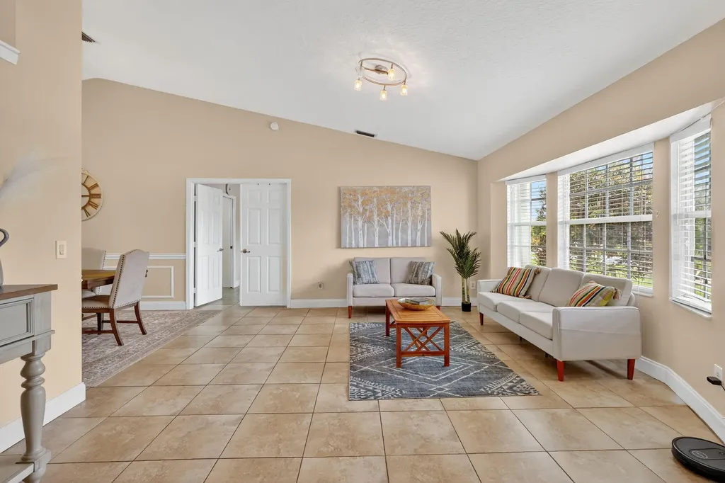 2631 SW Fair Isle Road Port St Lucie FL 34987