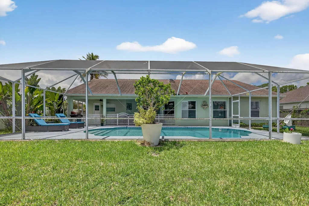 2631 SW Fair Isle Road Port St Lucie FL 34987